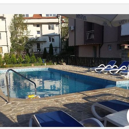 Dimitrov Apartments Burgas Bagian luar foto